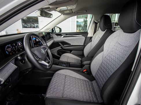 New 2026 Volkswagen Tiguan S FWD image 24