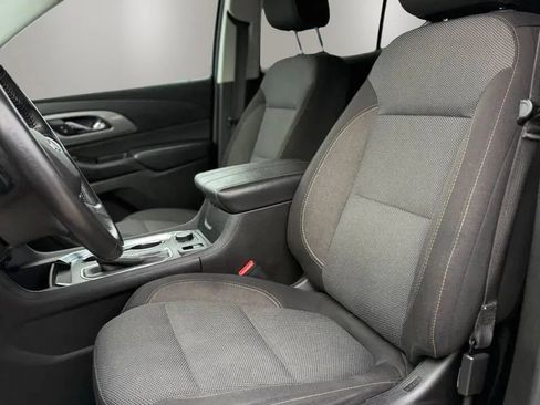 Used 2018 Chevrolet Traverse LT AWD/4WD image 12