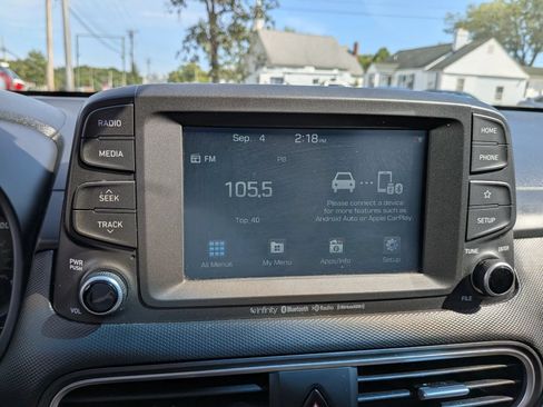 Used 2021 Hyundai Kona Limited AWD/4WD image 53