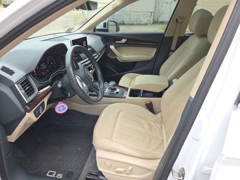 Used 2018 Audi Q5 2.0T Premium Plus w/ Premium Plus Package AWD/4WD image 23