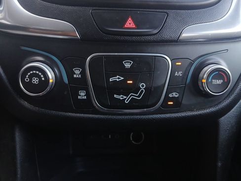 Used 2019 Chevrolet Equinox LT AWD/4WD image 4