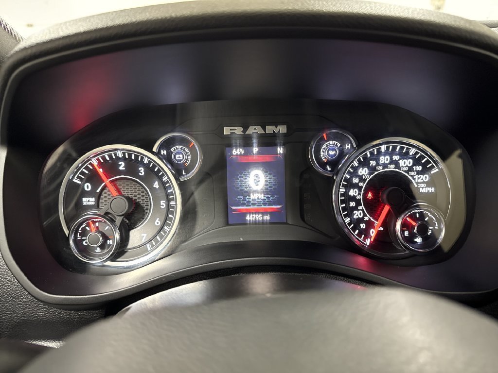Used 2024 RAM 2500 Big Horn AWD/4WD image 12