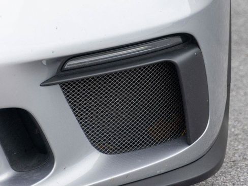 Used 2018 Porsche 911 GT3 RWD image 27