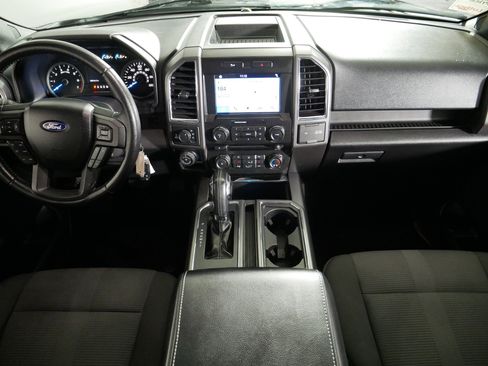 Used 2017 Ford F150 XLT w/ Equipment Group 302A Luxury AWD/4WD image 10