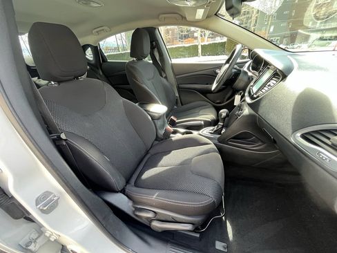 Used 2015 Dodge Dart SXT image 27