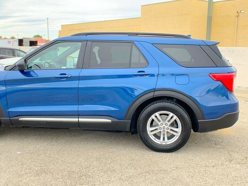 Used 2020 Ford Explorer XLT w/ Class III Trailer Tow Package image 14
