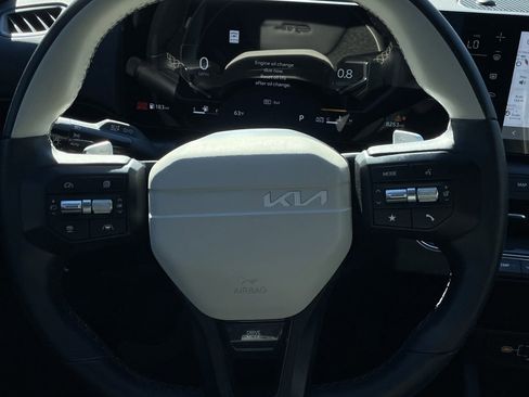 Used 2025 Kia K4 GT-Line image 12