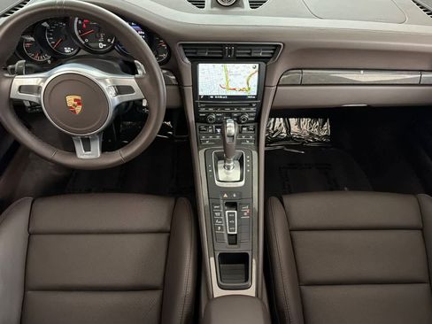 Used 2014 Porsche 911 Turbo image 3