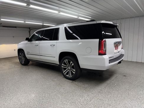 Used 2018 GMC Yukon XL Denali w/ Denali Ultimate Package AWD/4WD image 5