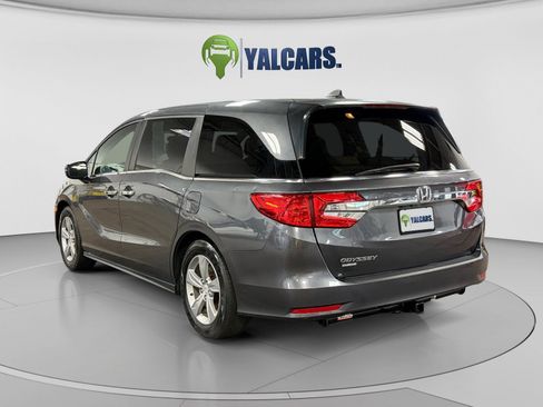 Used 2018 Honda Odyssey EX image 3