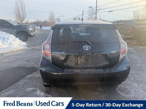 Used 2012 Toyota Prius C image 7