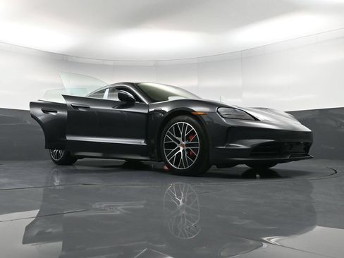 New 2026 Porsche Taycan 4S AWD/4WD image 39