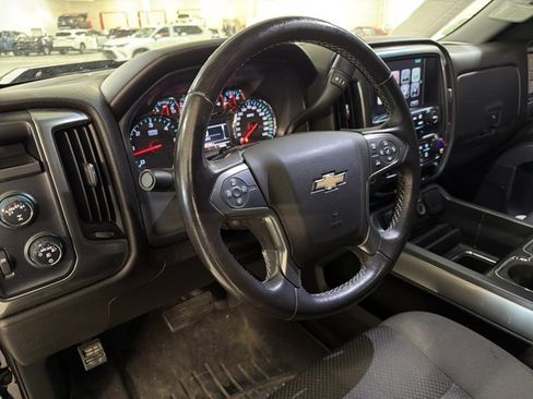 Used 2018 Chevrolet Silverado 1500 LT w/ All Star Edition AWD/4WD image 9