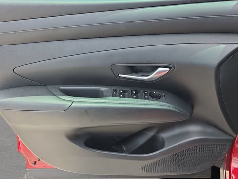 Certified 2025 Hyundai Tucson SEL FWD image 16