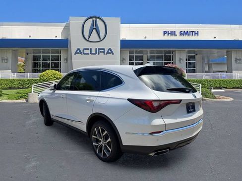 Used 2024 Acura MDX w/ Technology Package FWD image 11