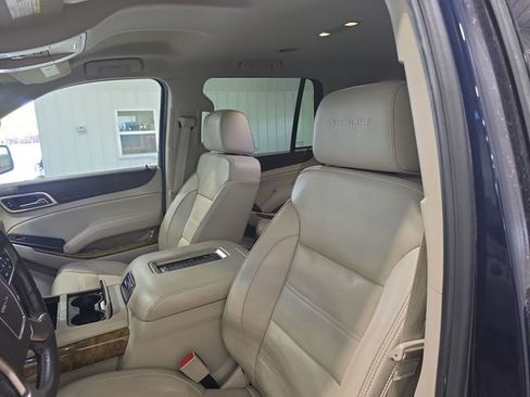 Used 2017 GMC Yukon Denali AWD/4WD image 15