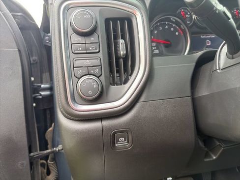 Used 2020 Chevrolet Silverado 1500 LT AWD/4WD image 16