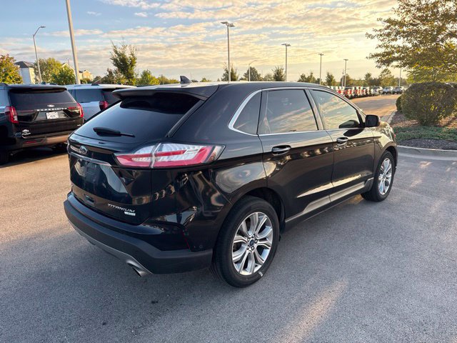 Used 2019 Ford Edge Titanium w/ Equipment Group 301A FWD image 7