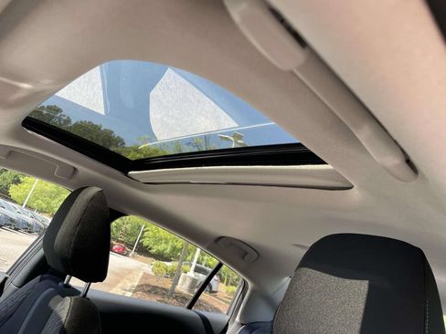 New 2026 Nissan Sentra SV w/ SV Convenience Package FWD image 18