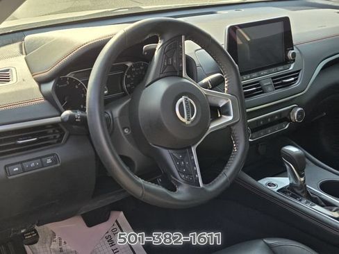Used 2022 Nissan Altima 2.5 SR FWD image 9