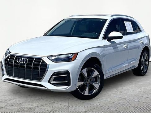 Used 2023 Audi Q5 Premium w/ Premium Plus Package AWD/4WD image 1