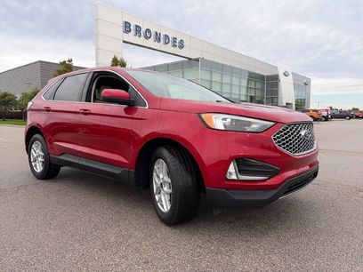 Used 2024 Ford Edge SEL w/ Convenience Package