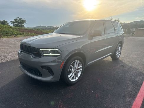 Used 2022 Dodge Durango GT AWD/4WD image 1