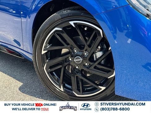 Used 2026 Nissan Sentra SR w/ SR Premium Package FWD image 6