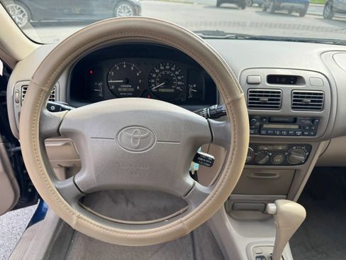 Used 2002 Toyota Corolla S FWD image 16