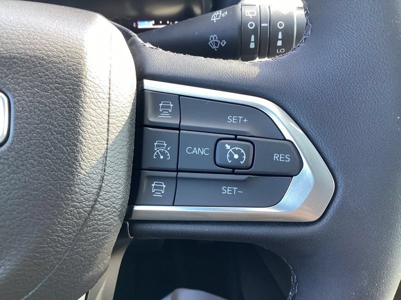 New 2026 Jeep Compass Limited AWD/4WD image 33