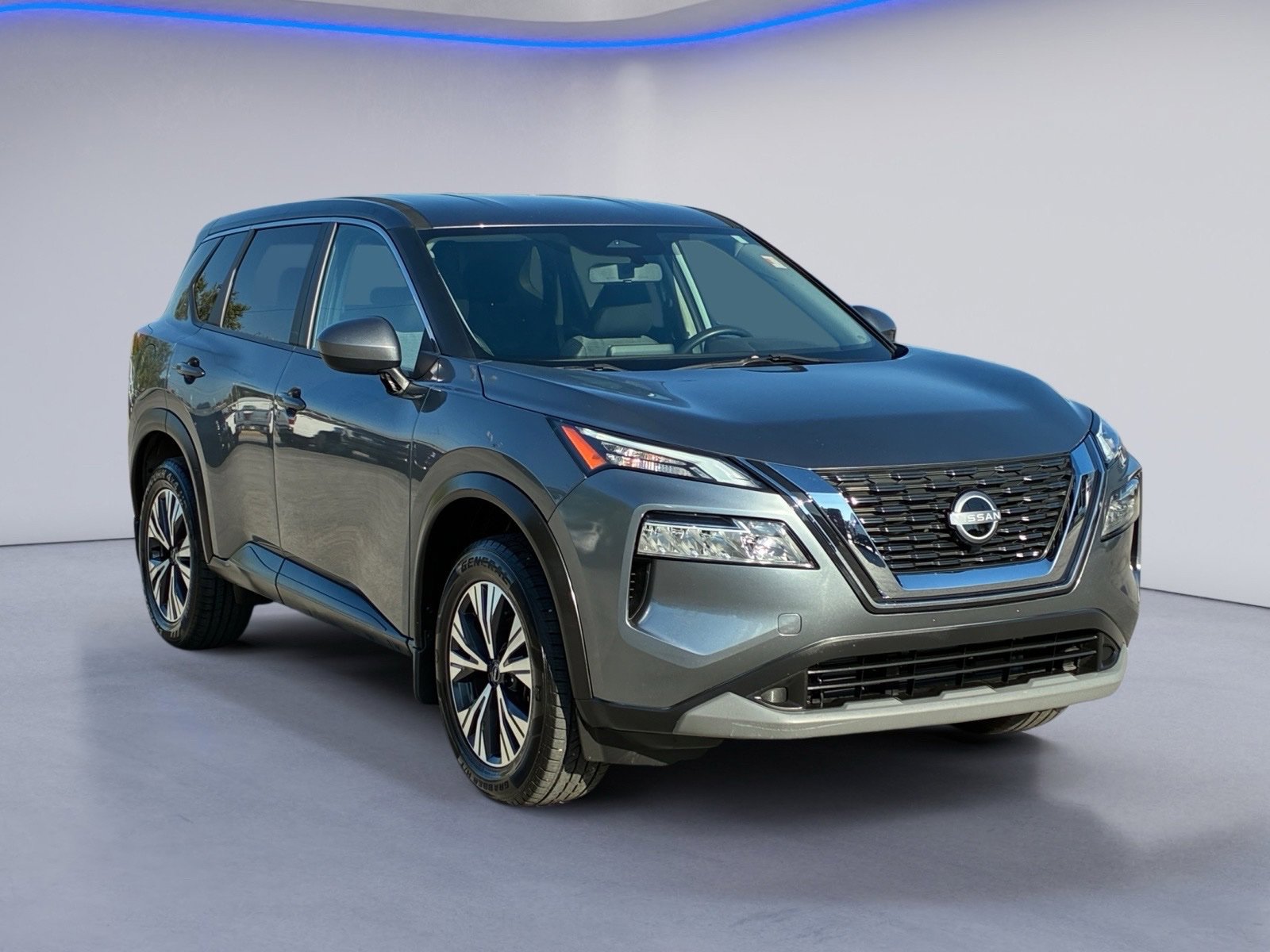 Used 2023 Nissan Rogue SV AWD/4WD image 5