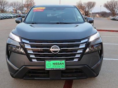 Certified 2025 Nissan Rogue SV