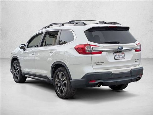 Used 2023 Subaru Ascent Limited w/ Technology Package AWD/4WD image 8