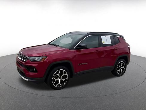 Used 2025 Jeep Compass Limited AWD/4WD image 8