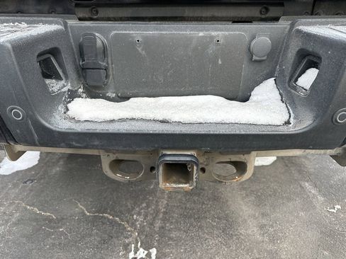 Used 2024 Ford F350 Platinum w/ FX4 Off-Road Package image 13