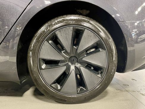 Used 2025 Tesla Model 3 Long Range image 10