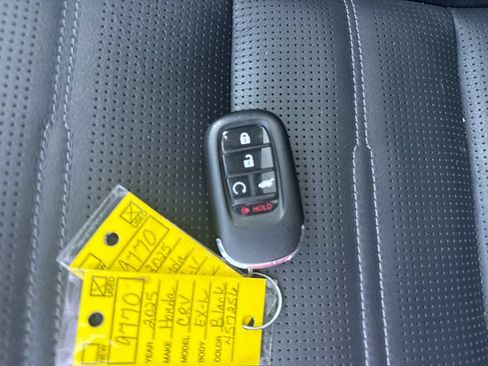 Used 2025 Honda CR-V EX-L image 32