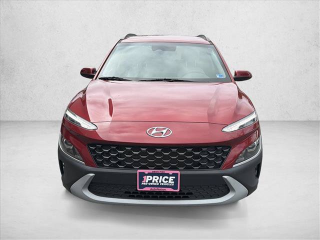 Used 2023 Hyundai Kona SEL FWD image 2