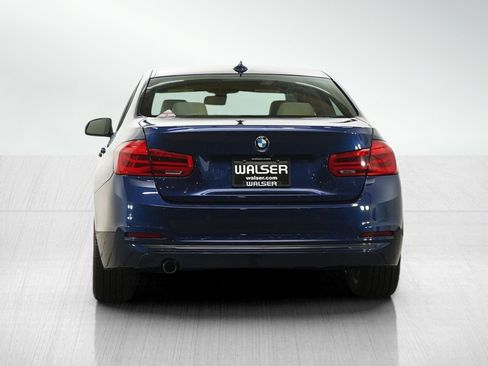 Used 2017 BMW 328d xDrive Sedan AWD/4WD image 4