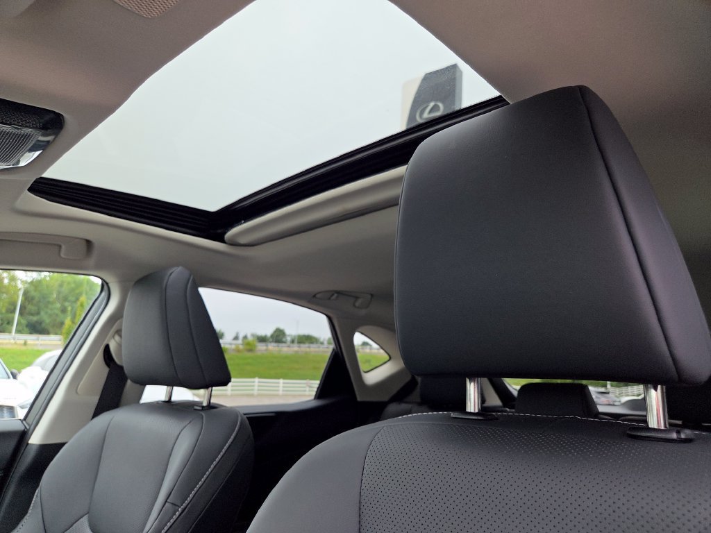 Certified 2025 Lexus NX 250 FWD w/ Accessory Package (2T) image 9