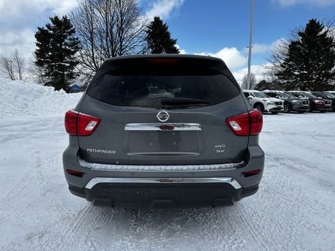 Certified 2019 Nissan Pathfinder SV image 6