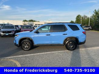 Certified 2025 Honda Pilot TrailSport video 3