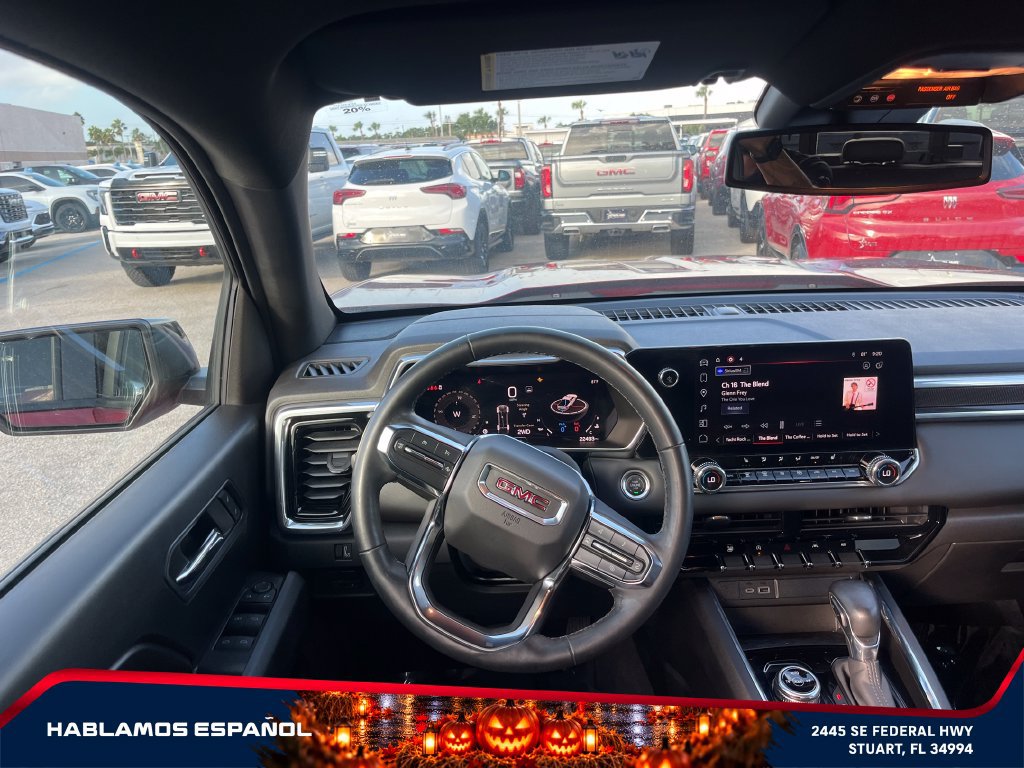 Used 2024 GMC Canyon Elevation w/ Elevation Premium Package AWD/4WD image 13