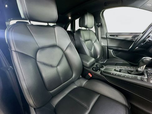 Used 2018 Porsche Macan S image 41