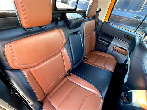 Certified 2022 Ford Maverick Lariat w/ Equipment Group 500A Standard image 17