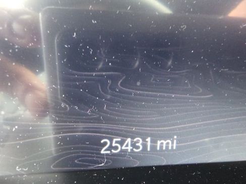 Used 2024 Jeep Grand Cherokee Altitude image 8