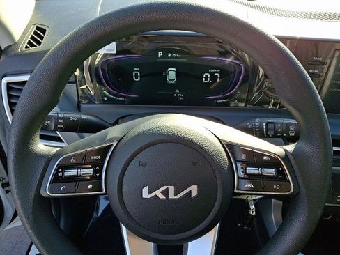 New 2026 Kia Seltos LX image 9