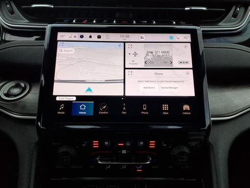 Certified 2023 Jeep Grand Cherokee 4WD 4xe w/ Luxury Tech Group II image 15