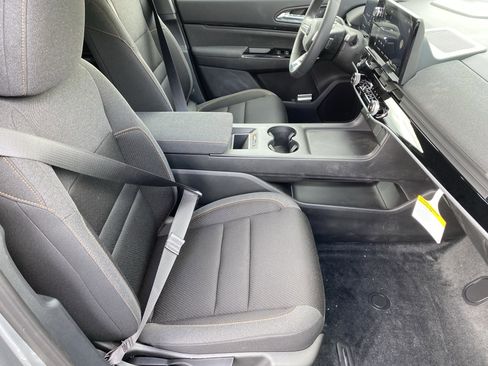 New 2026 Honda Prologue EX image 9