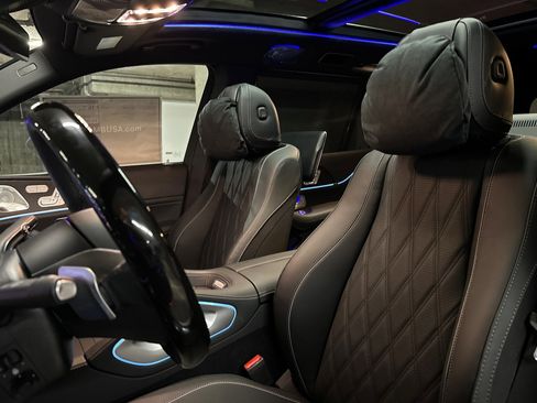 New 2026 Mercedes-Benz Maybach GLS 600 4MATIC image 18